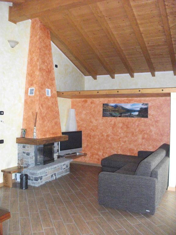 Agriturismo Il Sorriso Dei Figli Argegno Zimmer foto
